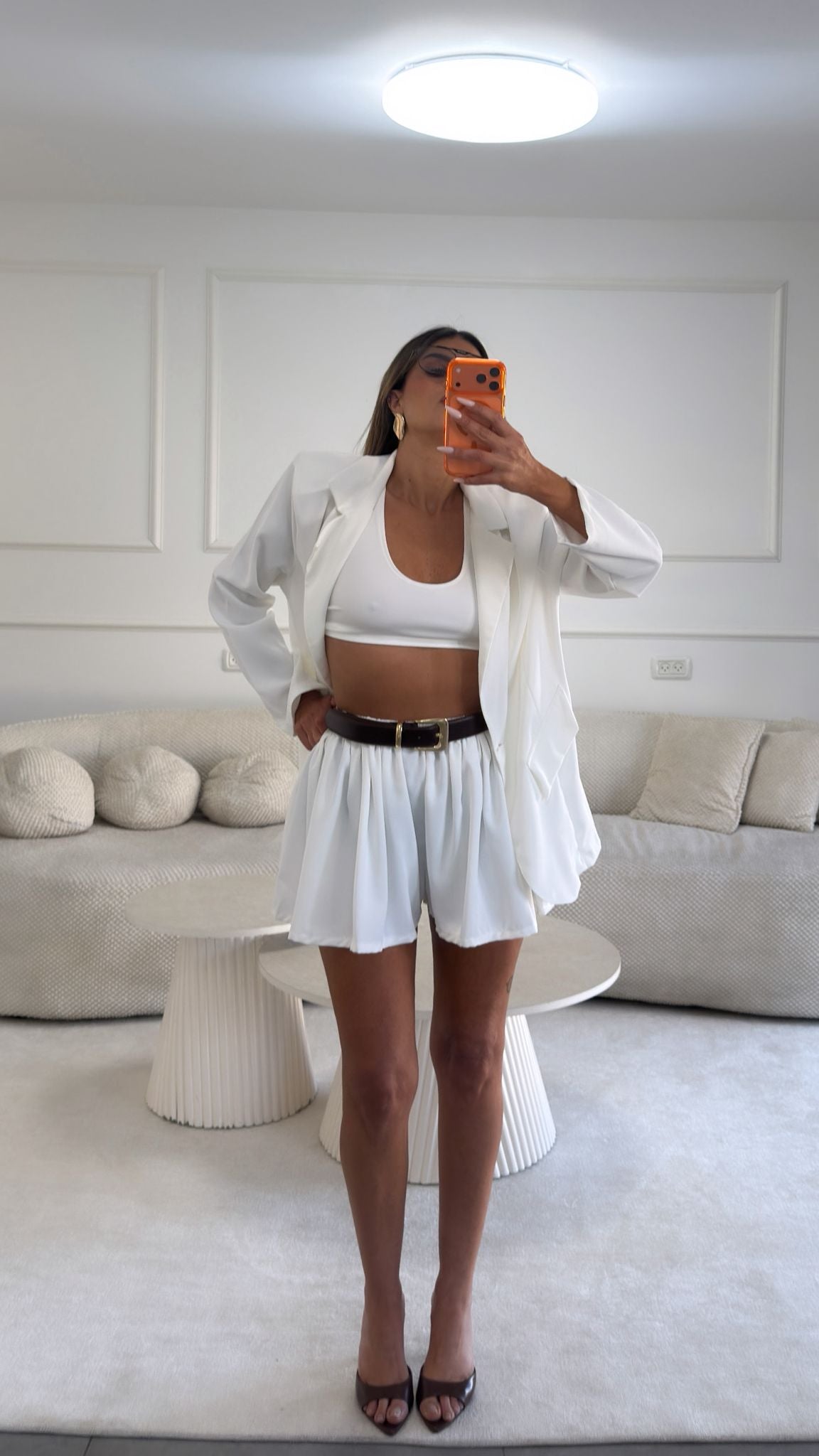 חליפת נירית