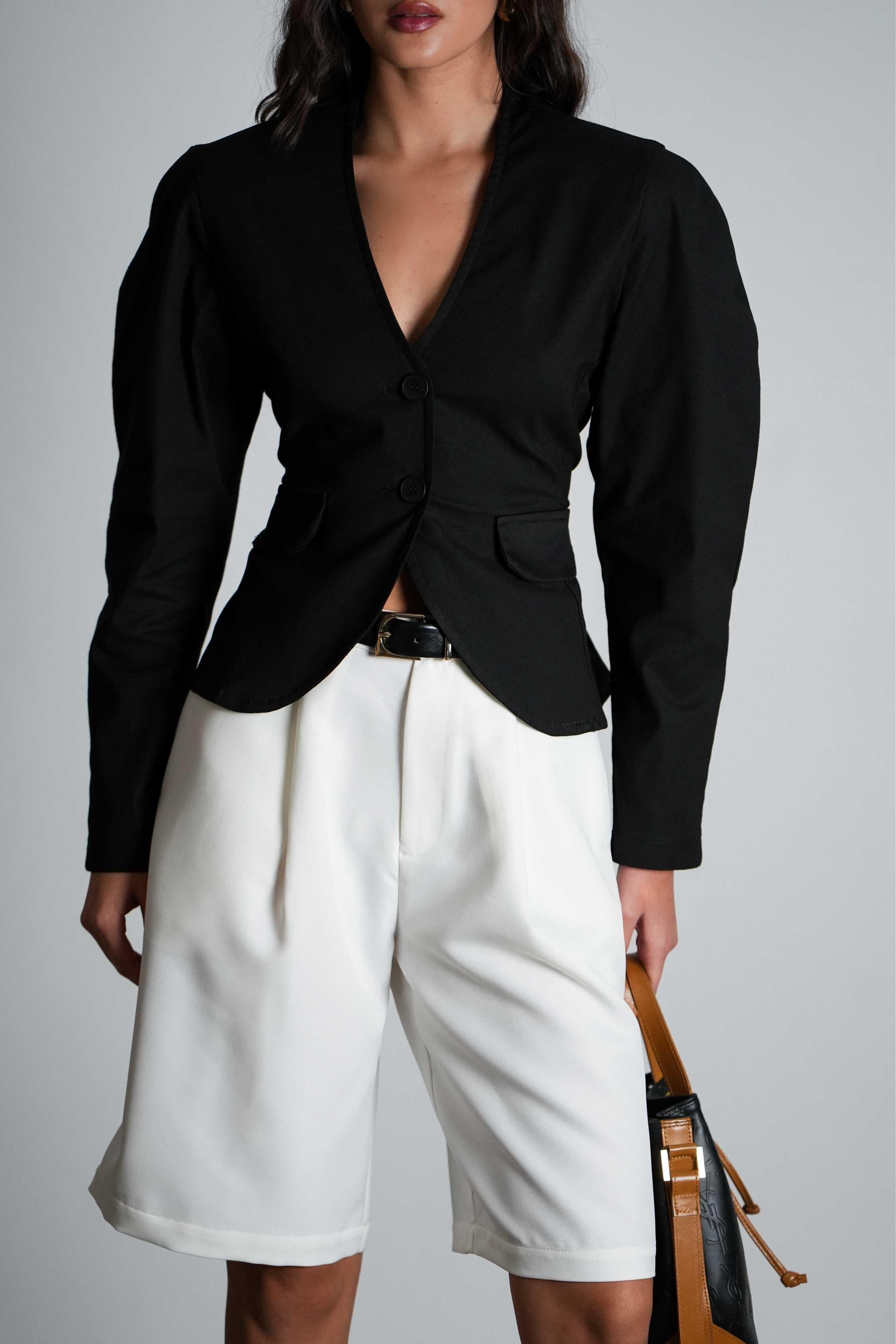 חולצת לירקה