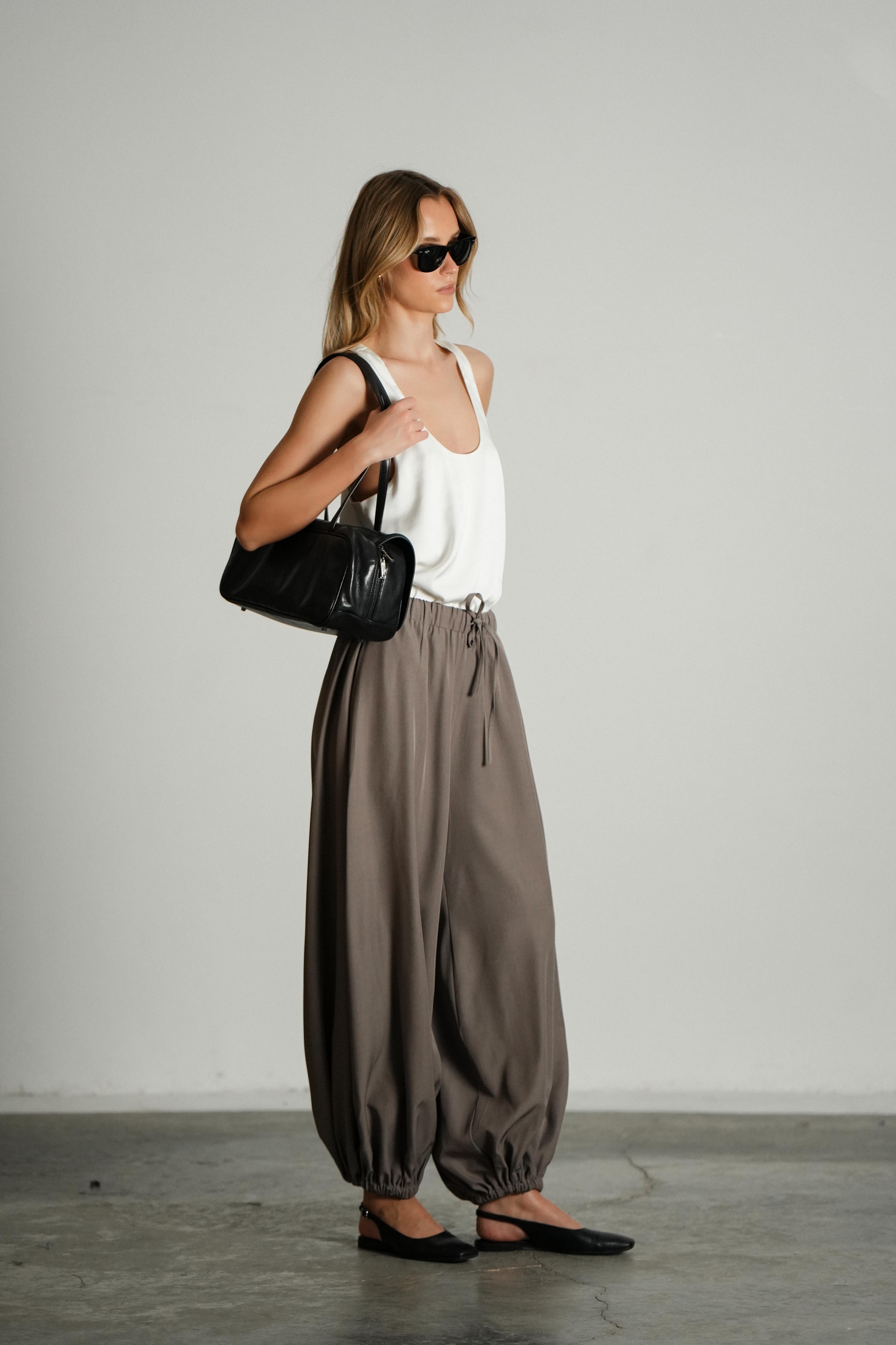 מכנס טייטל מוקה