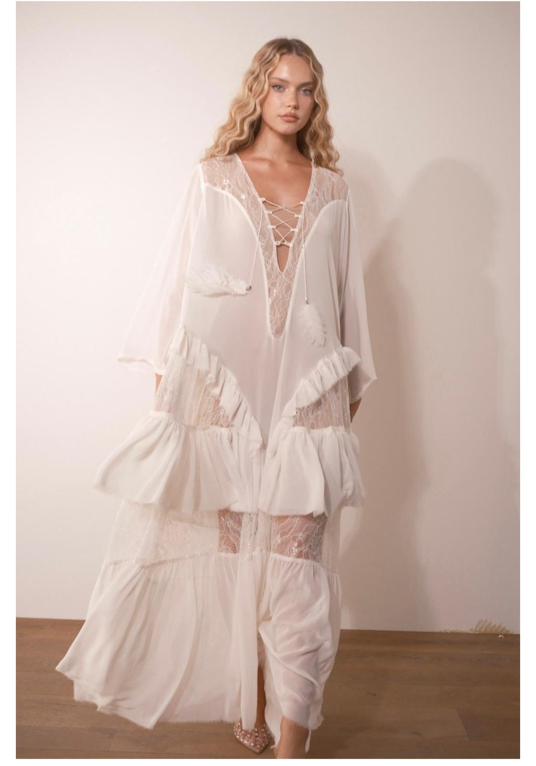 שמלת לייט לבן